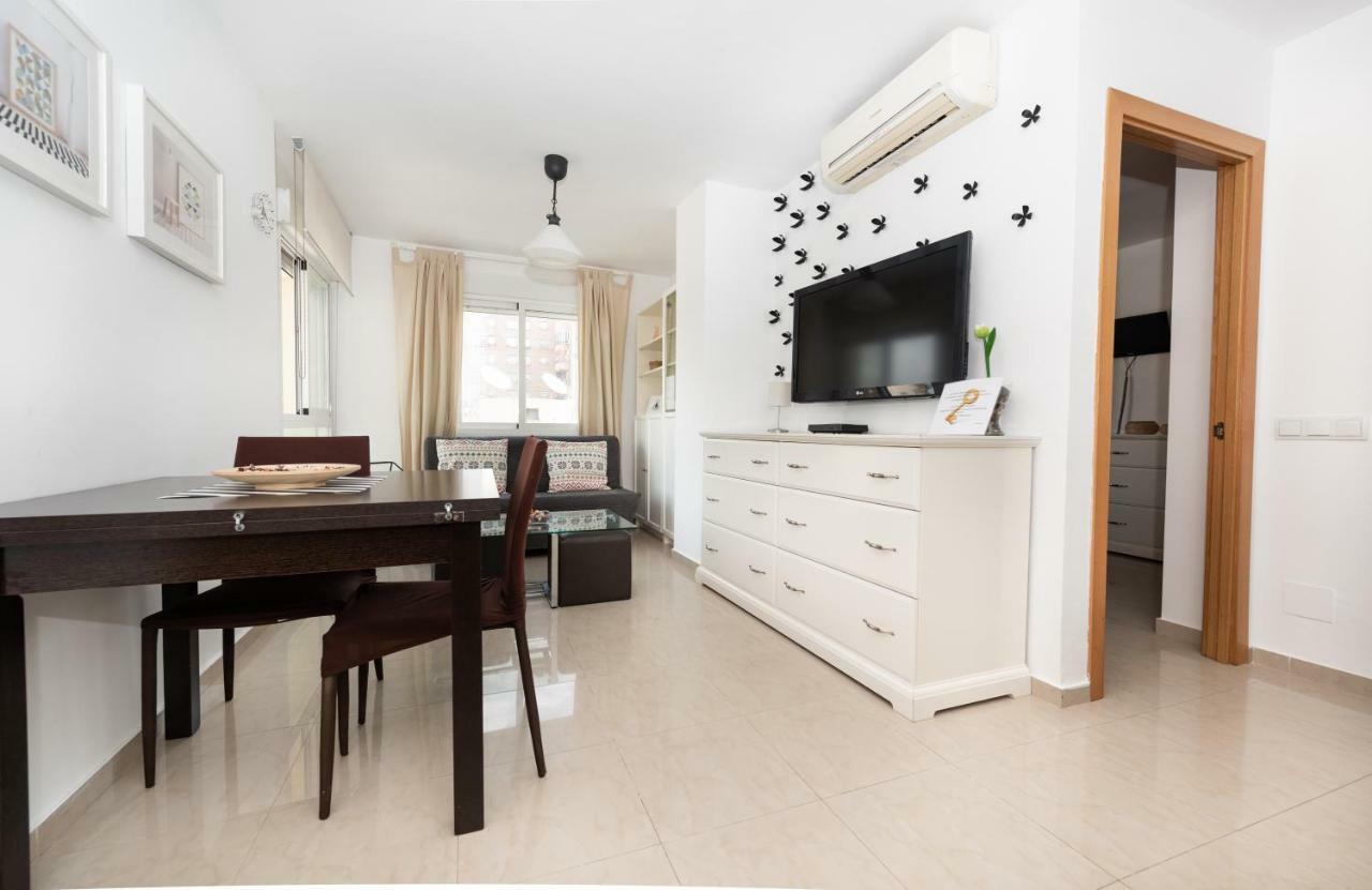 Wonderful Malagueta Pompidou Apartment Malaga Exterior photo