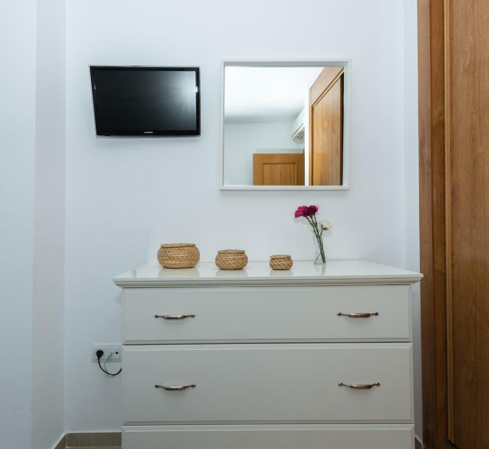 Wonderful Malagueta Pompidou Apartment Malaga Exterior photo